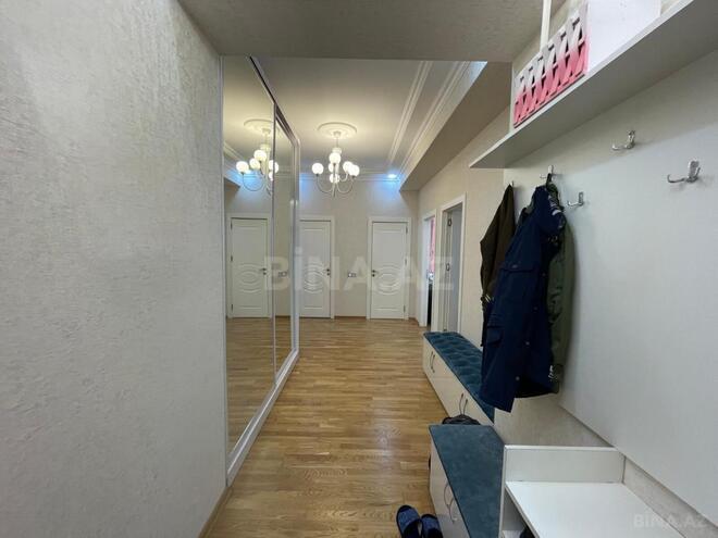 Продаётся 3-комн. новостройка 112 м², м. Кара Караев, photo 18 from 23