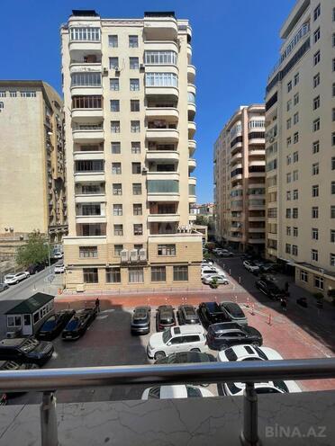 İcarəyə verilir 3 otaqlı yeni tikili 145 m², 28 May m., photo 18 from 21