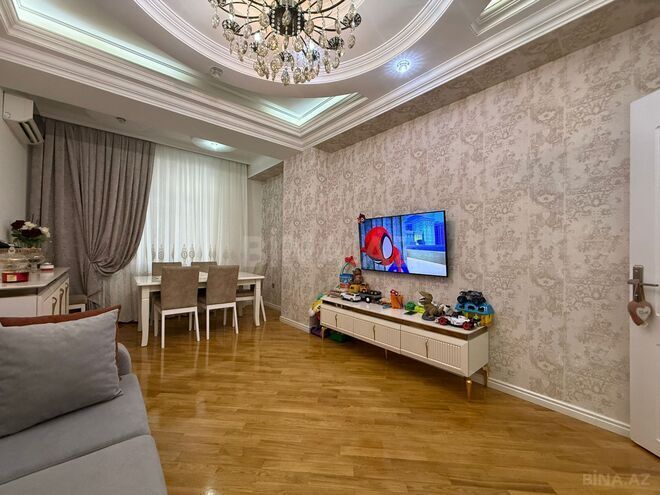 Продаётся 3-комн. вторичка 103 м², м. Кара Караев, photo 4 from 18