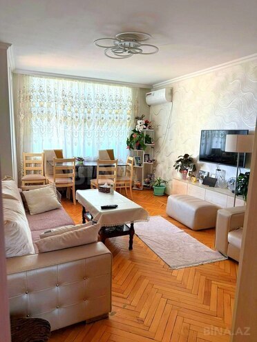 Satılır 3 otaqlı köhnə tikili 60.5 m², Nəsimi r., photo 1 from 13