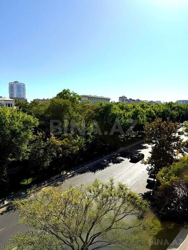 Satılır 3 otaqlı köhnə tikili 60.5 m², Nəsimi r., photo 4 from 13