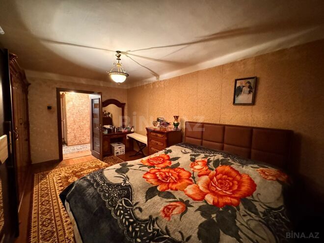 Продаётся 3-комн. вторичка 80 м², м. Нефтчиляр, photo 8 from 15