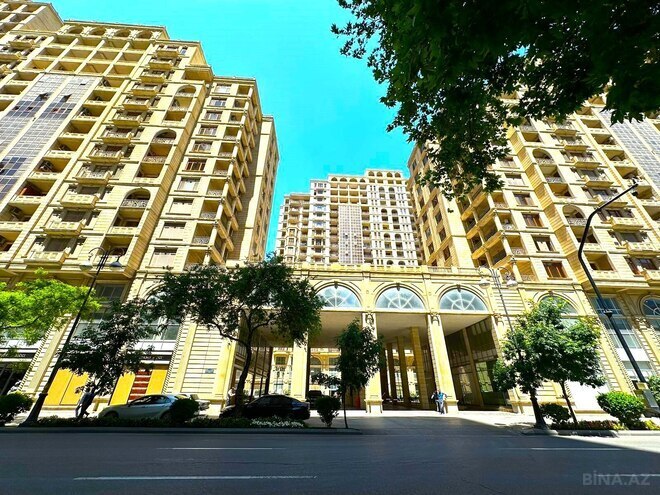 Satılır 4 otaqlı yeni tikili 242 m², Sahil m., photo 1 from 31
