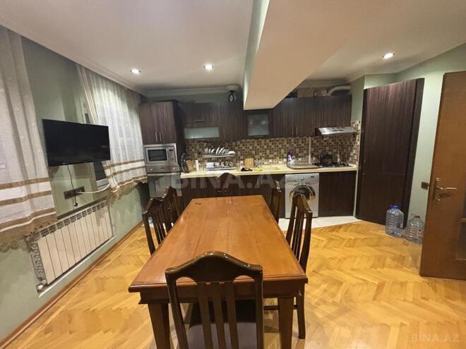 Продаётся 3-комн. вторичка 105 м², Насиминский  р., photo 15 from 19