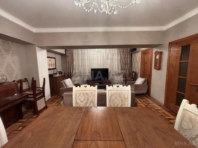 Продаётся 3-комн. вторичка 105 м², Насиминский  р., photo 6 from 19