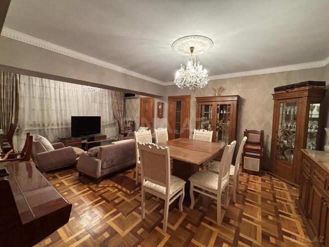Продаётся 3-комн. вторичка 105 м², Насиминский  р., photo 7 from 19