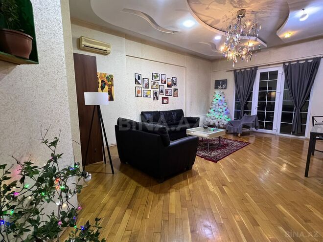 İcarəyə verilir 3 otaqlı yeni tikili 150 m², 28 May m., photo 17 from 27