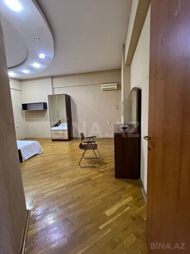 İcarəyə verilir 3 otaqlı yeni tikili 150 m², 28 May m., photo 7 from 27