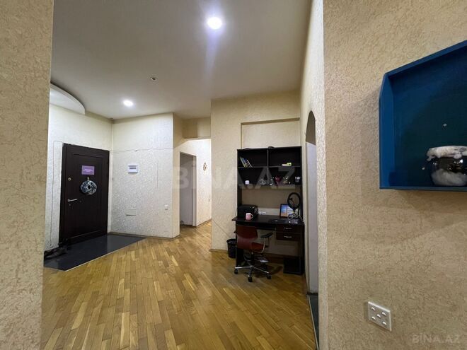 İcarəyə verilir 3 otaqlı yeni tikili 150 m², 28 May m., photo 23 from 27