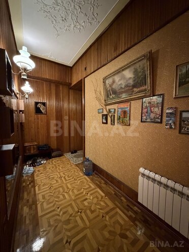 Satılır 4 otaqlı köhnə tikili 140 m², Sahil m., photo 28 from 30