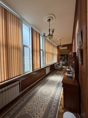 Satılır 4 otaqlı köhnə tikili 140 m², Sahil m., photo 15 from 30