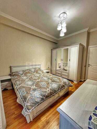 Продаётся 3-комн. новостройка 110 м², м. Кара Караев, photo 7 from 13