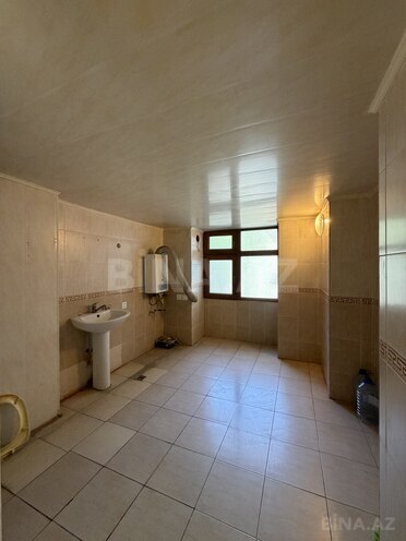 Satılır 4 otaqlı köhnə tikili 200 m², Sahil m., photo 18 from 22