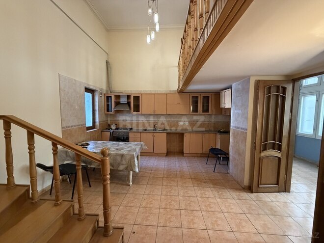 Satılır 4 otaqlı köhnə tikili 200 m², Sahil m., photo 16 from 22