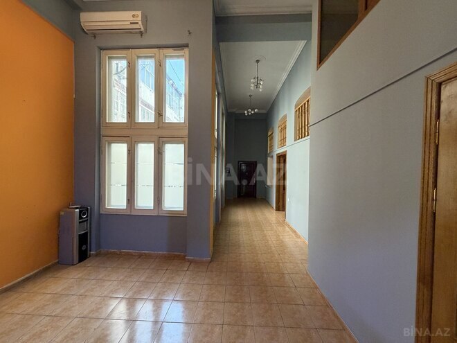 Satılır 4 otaqlı köhnə tikili 200 m², Sahil m., photo 14 from 22