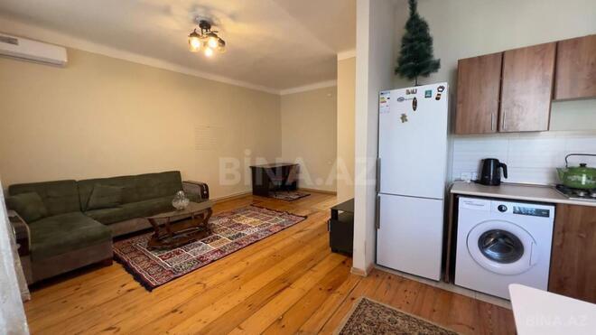 İcarəyə verilir 2 otaqlı köhnə tikili 60 m², Elmlər Akademiyası m., photo 1 from 14
