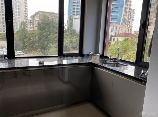 Продаётся 3-комн. новостройка 107 м², м. Ичеришехер, photo 8 from 9