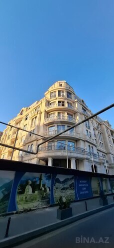 Продаётся 5-комн. новостройка 290 м², м. Сахил, photo 1 from 16