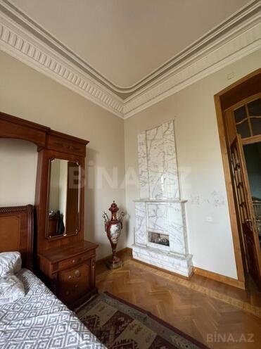Satılır 4 otaqlı köhnə tikili 180 m², İçəri Şəhər m., photo 14 from 19