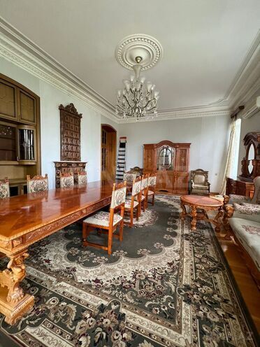 Satılır 4 otaqlı köhnə tikili 180 m², İçəri Şəhər m., photo 9 from 19