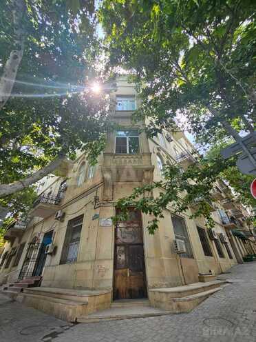 Satılır 4 otaqlı köhnə tikili 180 m², İçəri Şəhər m., photo 1 from 19