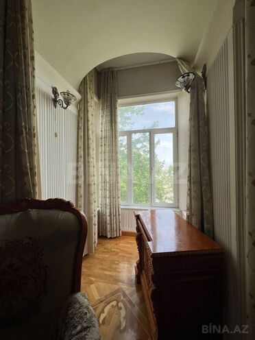 Satılır 4 otaqlı köhnə tikili 180 m², İçəri Şəhər m., photo 8 from 19