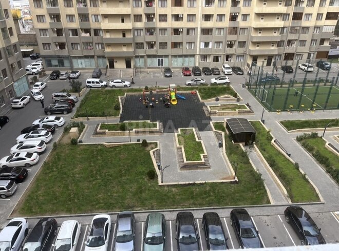 Продаётся 3-комн. новостройка 105 м², м. Кара Караев, photo 1 from 12