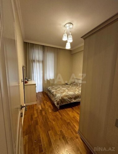Продаётся 3-комн. новостройка 105 м², м. Кара Караев, photo 5 from 12