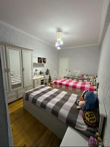 Продаётся 3-комн. новостройка 105 м², м. Кара Караев, photo 7 from 12
