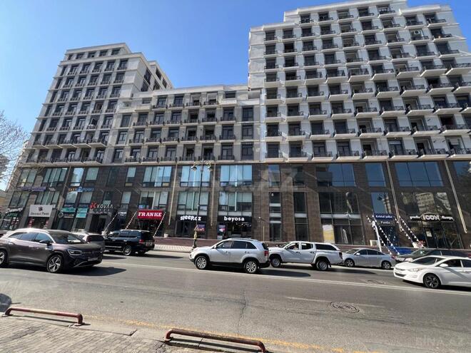 Сдаётся 2-комн. новостройка 65 м², м. 8 ноября, photo 1 from 11