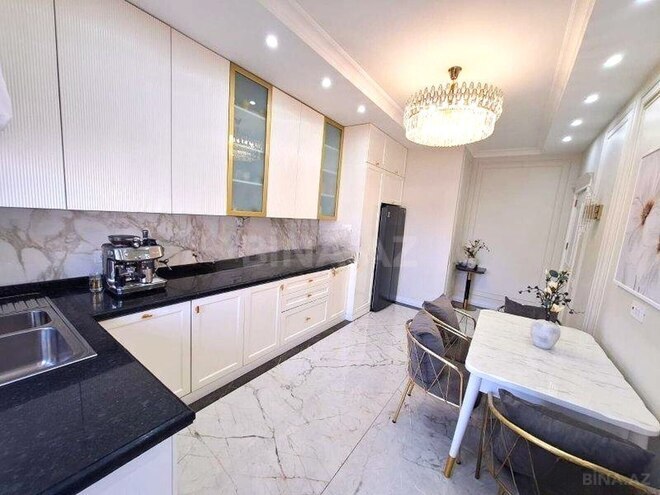 Продаётся 3-комн. новостройка 134 м², м. Насими, photo 9 from 16