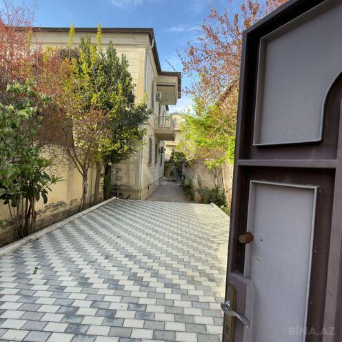 Satılır 9 otaqlı həyət evi/bağ evi 320 m², Nəsimi m., photo 26 from 27