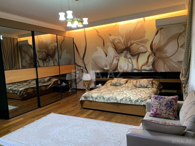 Satılır 4 otaqlı köhnə tikili 110 m², Nizami m., photo 8 from 18