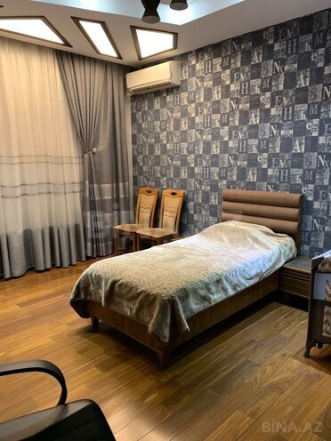 Satılır 4 otaqlı köhnə tikili 110 m², Nizami m., photo 10 from 18