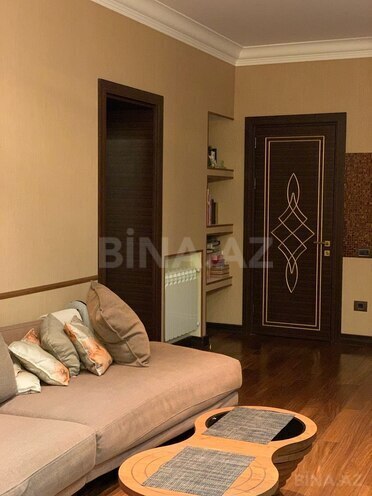 Satılır 4 otaqlı köhnə tikili 110 m², Nizami m., photo 3 from 18