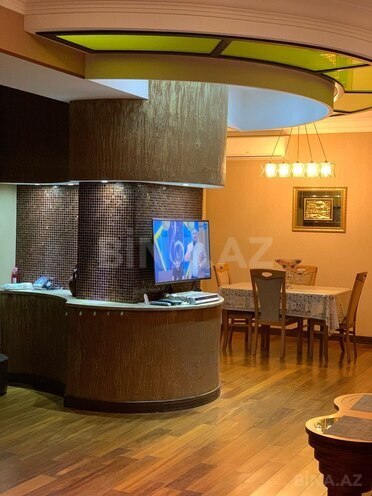 Satılır 4 otaqlı köhnə tikili 110 m², Nizami m., photo 4 from 18