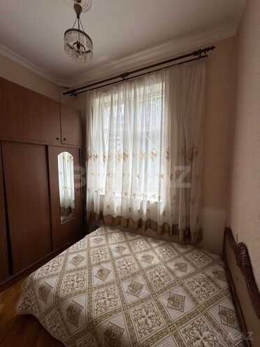 Satılır 2 otaqlı köhnə tikili 30 m², Nizami m., photo 3 from 9