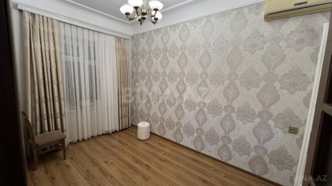 İcarəyə verilir 2 otaqlı köhnə tikili 66 m², Bayıl q., photo 13 from 14