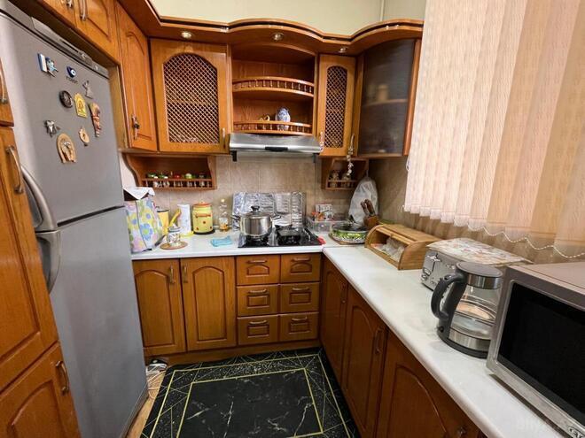 Satılır 2 otaqlı köhnə tikili 54 m², 28 May m., photo 6 from 13