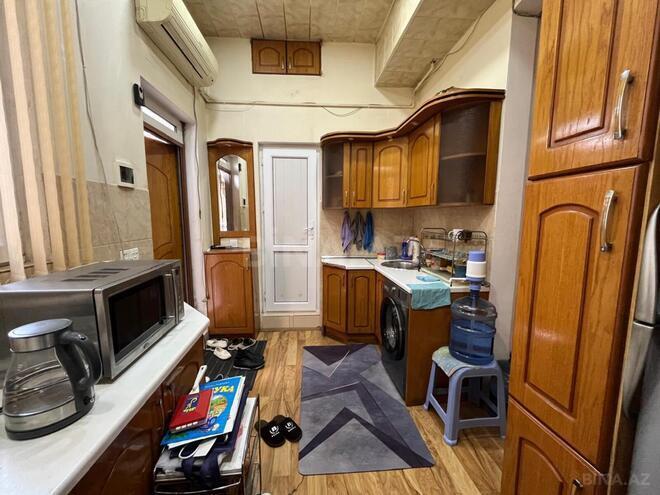 Satılır 2 otaqlı köhnə tikili 54 m², 28 May m., photo 8 from 13