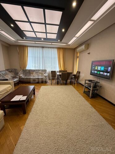 İcarəyə verilir 3 otaqlı yeni tikili 145 m², 28 May m., photo 3 from 14