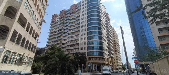 Сдаётся 3-комн. новостройка 140 м², м. Шах Исмаил Хатаи, photo 1 from 25