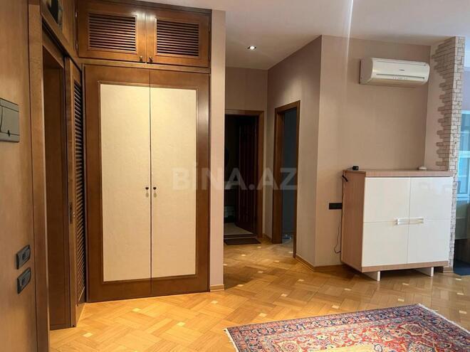 İcarəyə verilir 3 otaqlı yeni tikili 120 m², 28 May m., photo 9 from 17