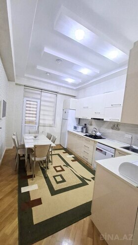 Сдаётся 3-комн. новостройка 110 м², м. Кара Караев, photo 8 from 16