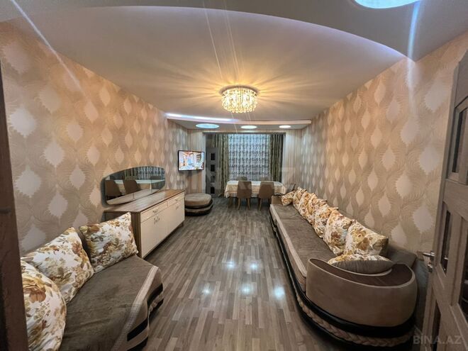 Продаётся 3-комн. вторичка 75 м², м. Халглар Достлугу, photo 1 from 17