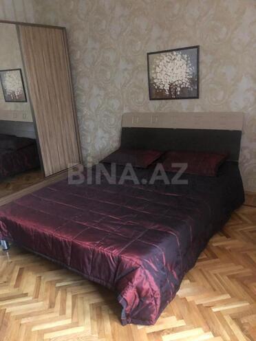 Сдаётся 1-комн. вторичка 40 м², м. Низами, photo 5 from 8