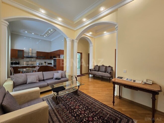 Сдаётся 3-комн. вторичка 120 м², м. Сахил, photo 5 from 16