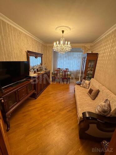 Продаётся 2-комн. вторичка 60 м², м. Азадлыг проспекти, photo 1 from 9