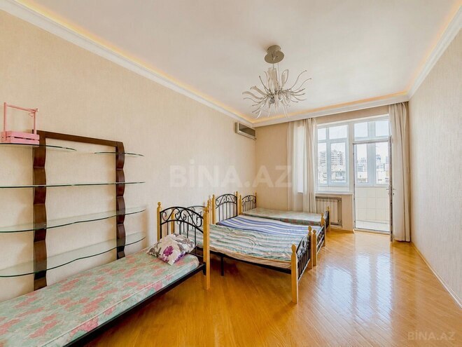 Продаётся 3-комн. новостройка 145 м², м. Элмляр Академиясы, photo 10 from 23