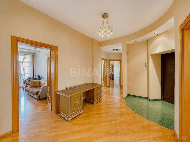 Продаётся 3-комн. новостройка 145 м², м. Элмляр Академиясы, photo 20 from 23
